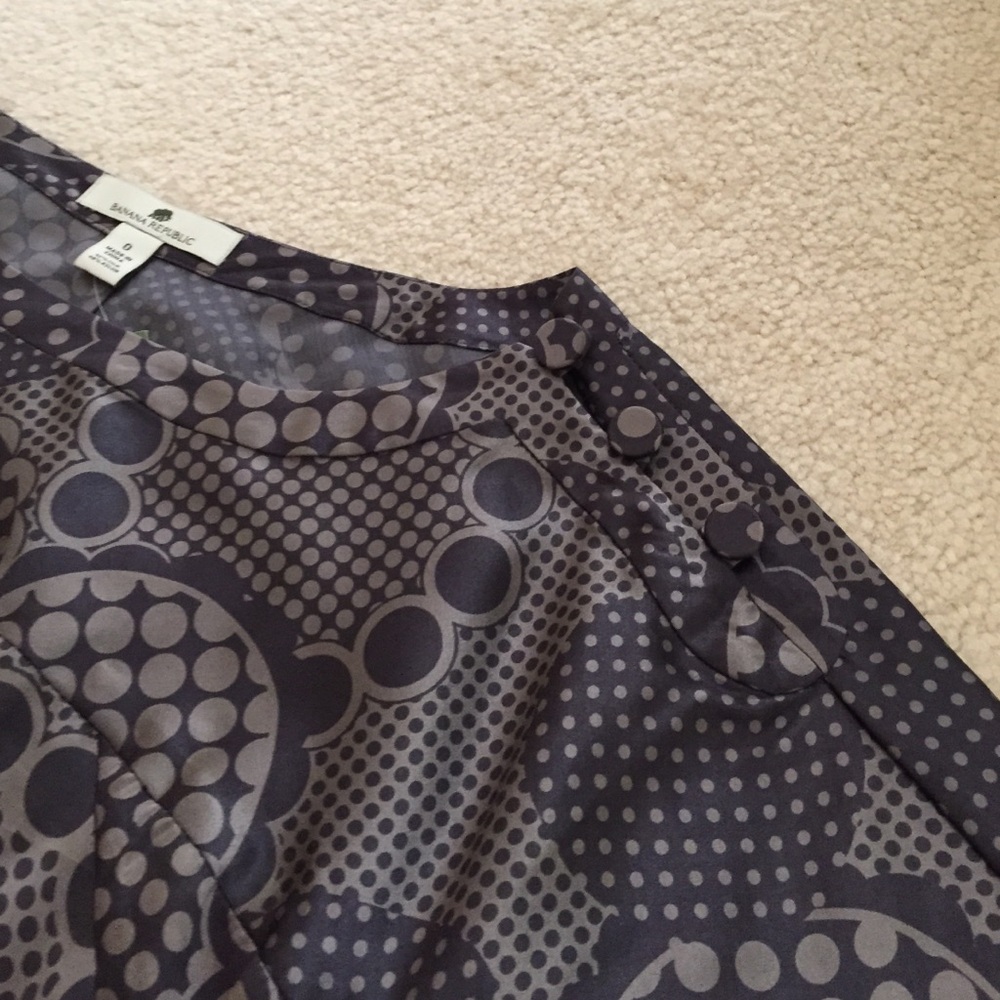 New Banana Republic Silk Shift Dress - Picture 2 of 3